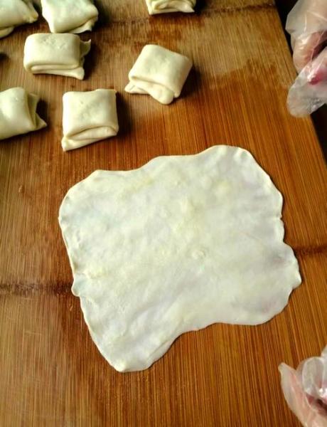 榆钱黄金饼制作方法