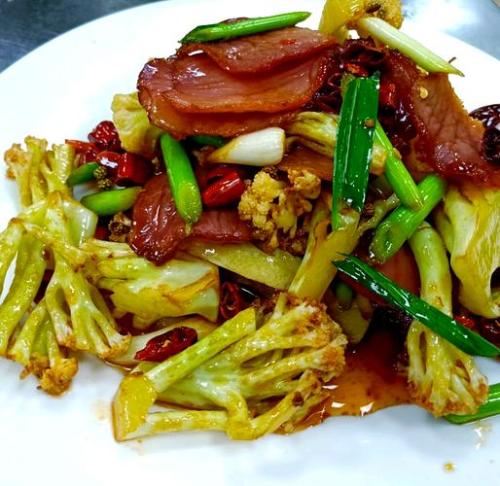 花菜炒咸肉怎么做