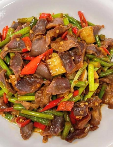 蒜苔炒鸡肾怎么做好吃