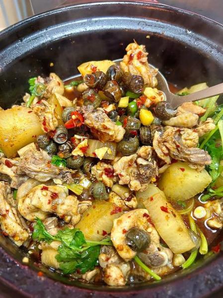 家常鸡煲