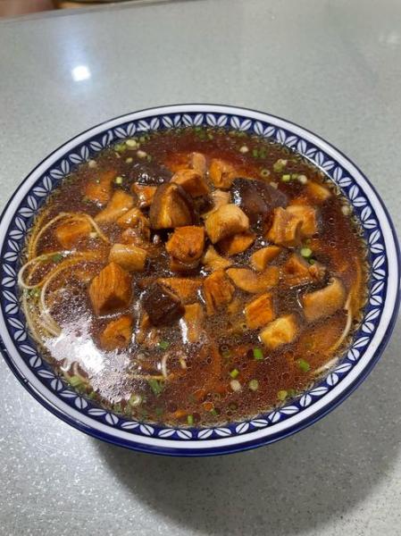 浇汁烩面的鸡肉卤怎么做