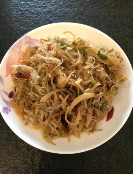 炸面疙瘩的做法面搅的浠一些好还是稠一些