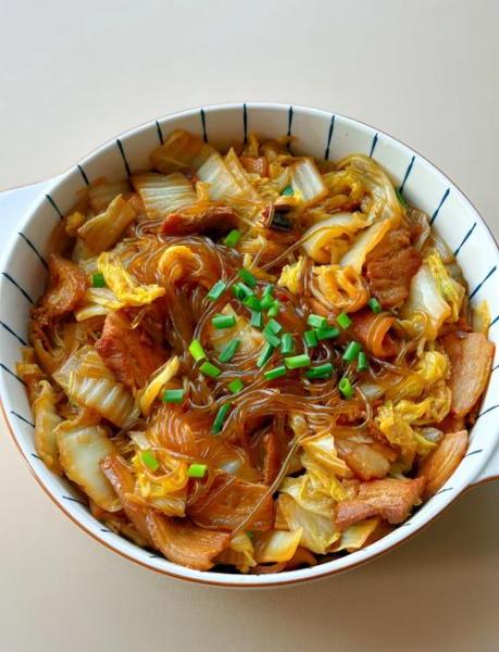 家常做法:白菜炒粉条