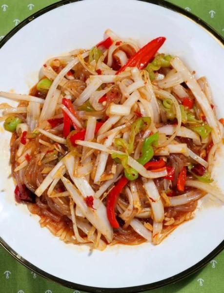白菜炒粉条怎么做