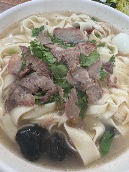 牛肉烩面卤的做法