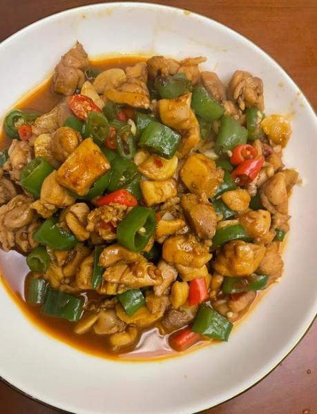 家常鸡肉的做法