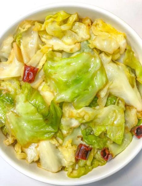 素炒洋白菜制作步骤