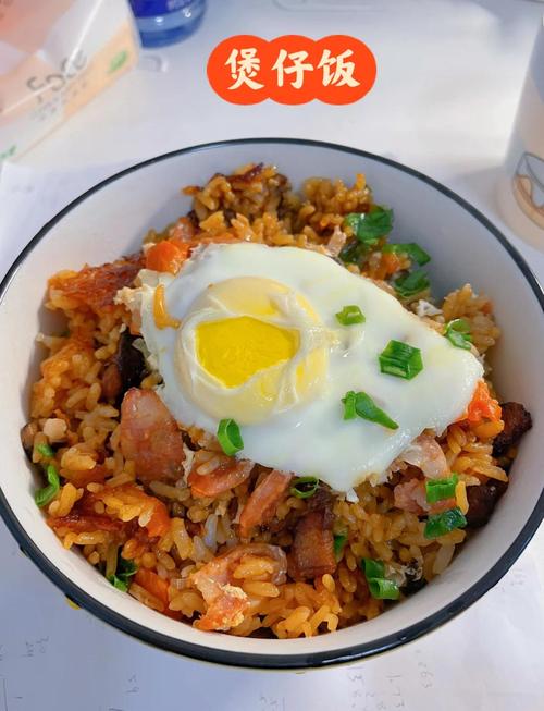 腊肉煲仔饭的做法电饭煲